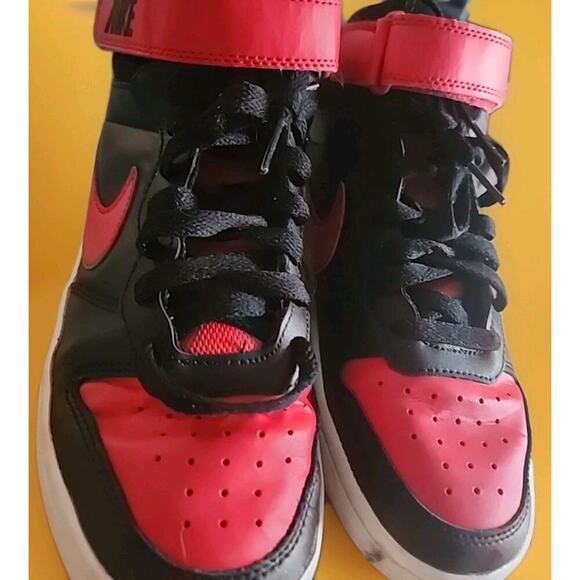 Nike Red And Black High Tops Cd7782-003 Womens 6.5 Kids 5Y Nice Condition - Picture 3 of 8